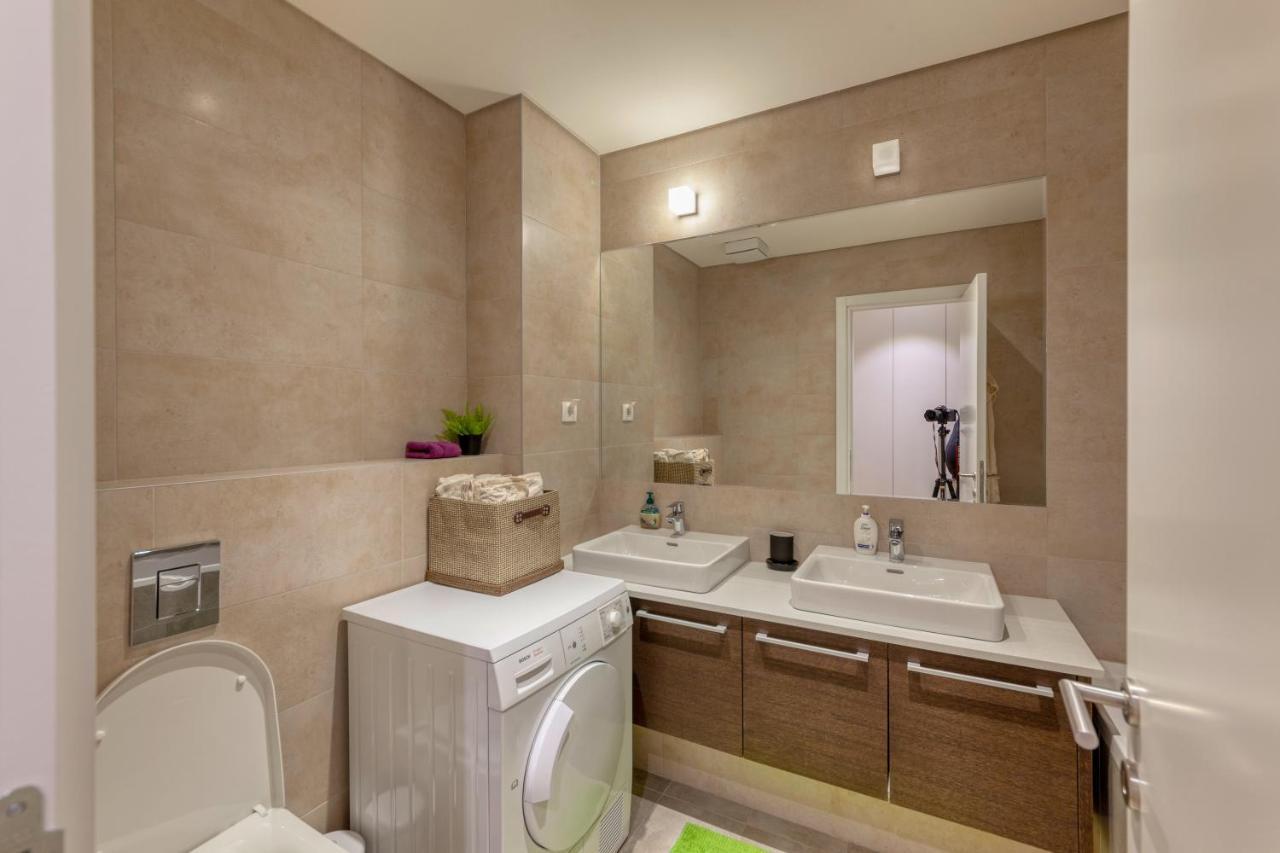 Queen Apartments Belgrade Waterfront ภายนอก รูปภาพ