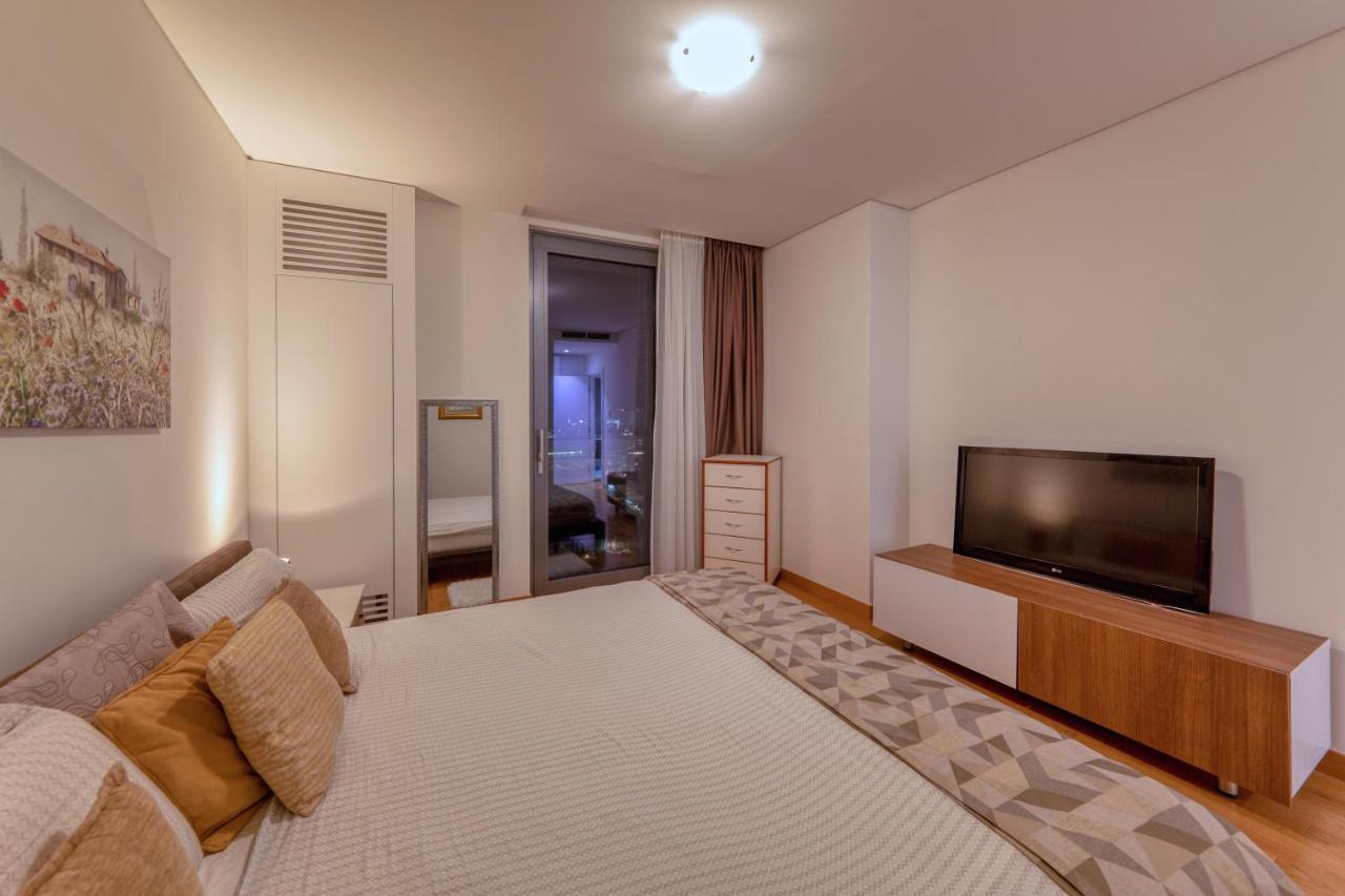 Queen Apartments Belgrade Waterfront ภายนอก รูปภาพ
